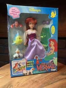 Vintage 1993 Ariel e i suoi amici La Sirenetta Tyco #1803 bambola Disney - Foto 1 di 14
