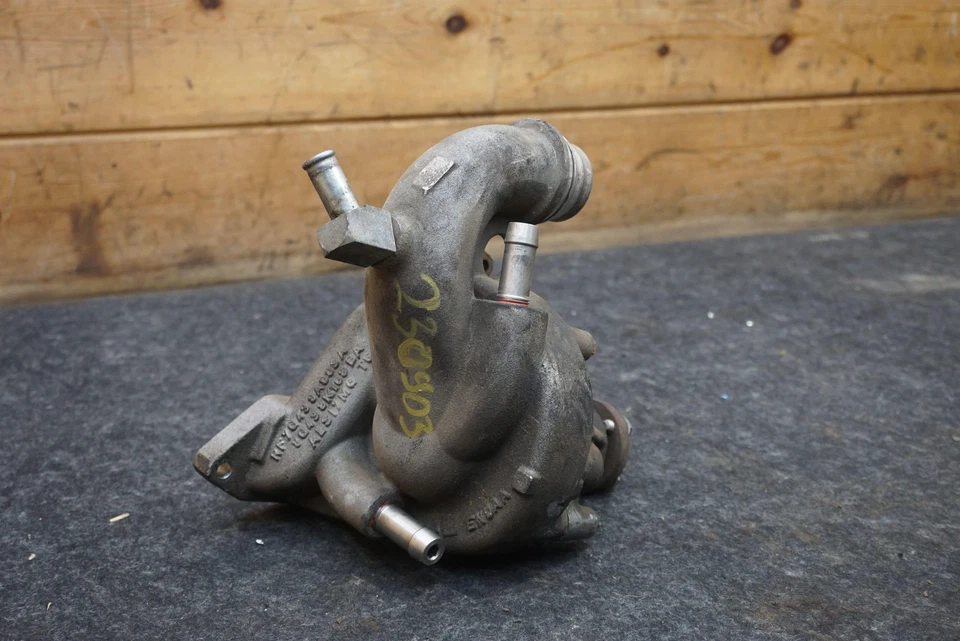 Conjunto de bomba de agua de refrigerante del motor OEM 8g43-8a513-ba Aston Martin Rapide Lh Rh Foto 1 de 4