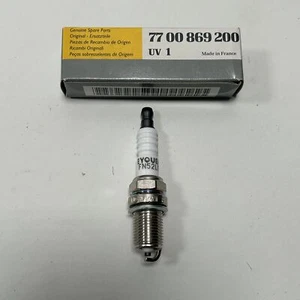 Renault Twingo MK1 1.2 1997+ Engine Ignition 1x Spark Plug Genuine 7700869200 - Picture 1 of 2