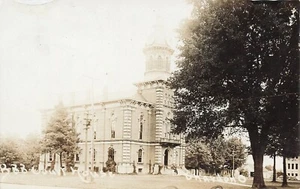 Postal LP74 Chardon Ohio Court House 1908 RPPC - Imagen 1 de 2