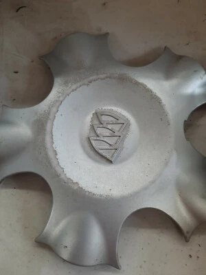 2000-2001 Buick LeSabre 9594253 заводской оригинальный производитель центральный обод колеса крышка зажим - Изображение 1 из 3