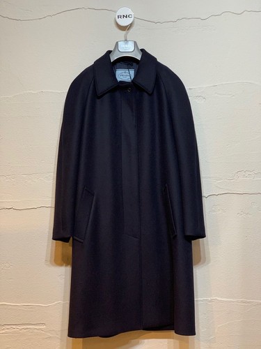 Cappotto Prada con dettagli in pelliccia di visone 17968259