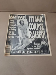 Weekly World News 1998 Titanic Corpse Rivista Satirica Rialzata - Foto 1 di 5