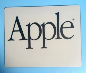 Apple Mouse Pad Garamond Type Logo Vintage Gray & Black 8.75" x 7" - Afbeelding 1 van 2