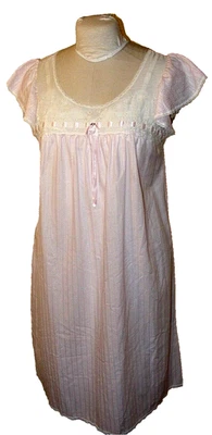 60s NIGHTGOWN PEACH PINK POLY-RAYON EYELET LACEMISS ELAINE VINTAGE LINGERIE S - Image 1 of 4