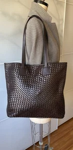 New Banana Republic Leather Shoulder Bag Brown Color - Picture 1 of 5