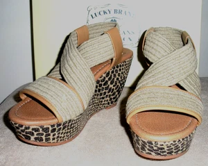 NIB $118 LUCKY BRAND Tan Black Naturecore Snake Reptile Wedge Sandals Shoes 6.5M - Picture 1 of 6