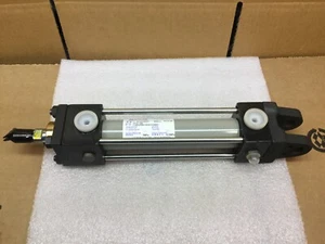 TOYOOKI TFS-SE 1CB32BB100ACDABD HYDRAULIC CYLINDER 7 MPA 32MM BORE NEW NO BOX - Picture 1 of 5