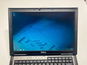 Dell Latitude D630 C2D T9300 2.5GHz 2GB RAM 80GB HDD Win 7 RS232 AP07-26 - Picture 1 of 12