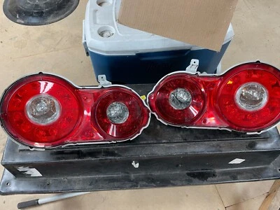 Juego de luces traseras Nissan R35 GTR GT-R 2009-2014 OEM Foto 1 de 4
