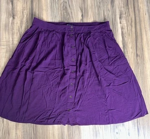 Falda con botones Forever 21 talla grande púrpura 1X - Imagen 1 de 9