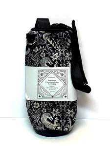 A Dark and Drowning Tide Saft Ruhigburg Expedition Water Bottle Bag Illumicrate - Picture 1 of 2