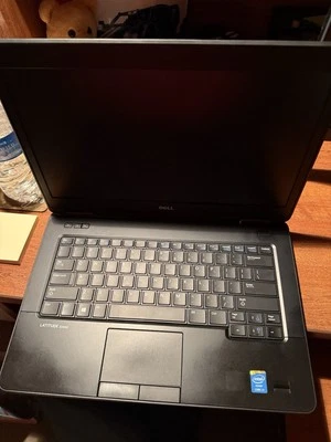 戴尔 Latitude E5440 i3-4030U 1.9GHz 4GB RAM 128GB 硬盘损坏屏幕无电源 — 第 1/4 张图片