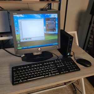 Dell PC + 15-inch LCD Bundle, 1.4GHz, 240GB SSD, Keyboard, Mouse, Win XP PC - Picture 1 of 3