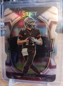 2022 Panini Select Tom Brady Prizm Concourse Level Die Cut #26 - Bild 1 von 2
