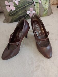 Brown New Look Mary Jane Heels size 3 - needs heel tips
