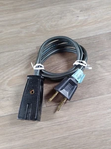 Vintage Kleingeräte Netzkabel Heizkabel 2/18 Typ HPN CSPE 5A-250V 10A-125V - Bild 1 von 3