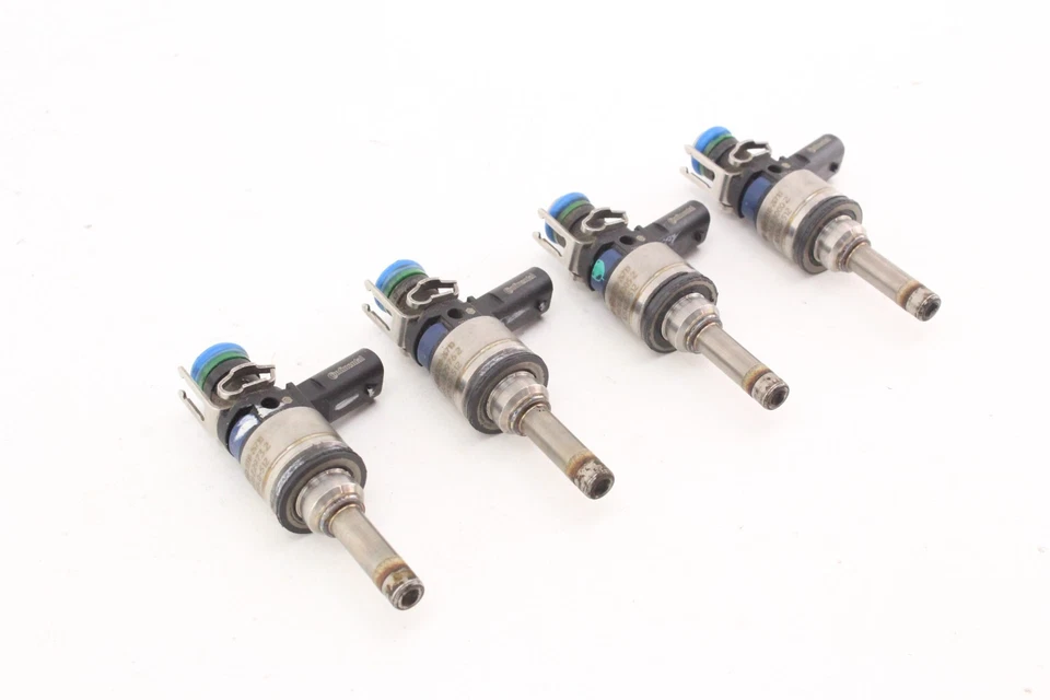 Conjunto de inyección de combustible 11-16 Kia Optima plateado negro (juego de 4) OEM 35310-2G710 Foto 1 de 4