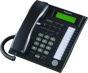 Panasonic KX-T7736 Telefon mit 24 Tasten, 3-zeiligem hintergrundbeleuchtetem Display & Freisprecheinrichtung - Bild 1 von 1