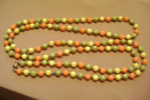 VINTAGE MULTICOLOR LUCITE 54" LENTH GOLD TONE NECKLACE - Picture 1 of 8