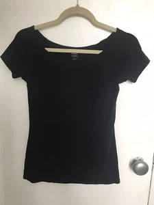 Camiseta Old Navy Para Mujer Clásica Negra Elastizada Manga Corta Talla Pequeña - Imagen 1 de 4