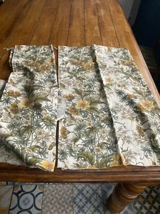 Cortinas vintage con patrón floral verde y amarillo x 1 par + tela - Imagen 1 de 10