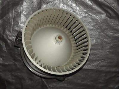 1999-2005 MAZDA MX-5 MIATA 1.8L NB BLOWER MOTOR HEATER MOTOR 99 00 01 02 03 04  - Image 1 of 2