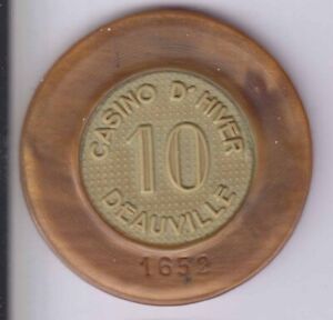 FRANCE Casino Game Plastic Token 10 Frs 'Casino d'hiver Deauville' (W576)
