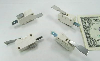 Lot 4 Cherry 15.1A Wide Stainless Lever Micro Switches NO Op 125VAC/250VAC .5 DC - Image 1 of 4