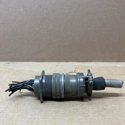 Amphenol MS3106B 24-5P & 24-5 circular conn w 16 solder cup pins - Image 1 of 4