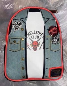 Mini Mochila Loungefly Stranger Things Eddie Munson Cosplay Hellfire Club Nueva con Etiquetas - Imagen 1 de 2