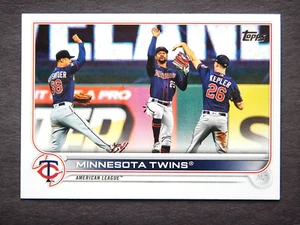 Minnesota Twins Team #435 Topps 2022 Baseball Card (Minnesota Twins) NM - Picture 1 of 2