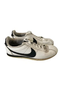 NIKE Womens Shoes CLASSIC CORTEZ Leather White Black Athletic Sz 8.5 - Picture 1 of 6