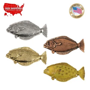 Pin o imán refrigerador de solapa de pesca Pewter California halibut, S062 - Imagen 1 de 9