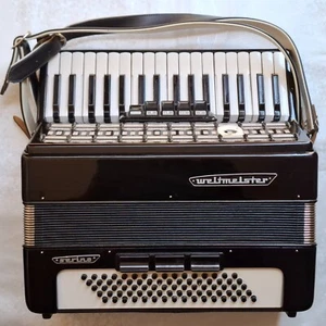 Weltmeister Serino 80 bass accordion, accordion, accordion with case - Picture 1 of 10