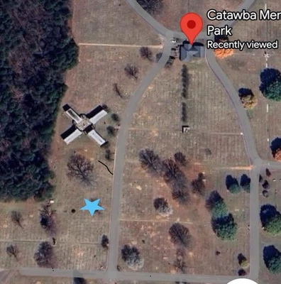 Par de terrenos funerários Catawba Memorial Park localizados em Evergreen 3 Hickory NC - Imagem 1 de 2