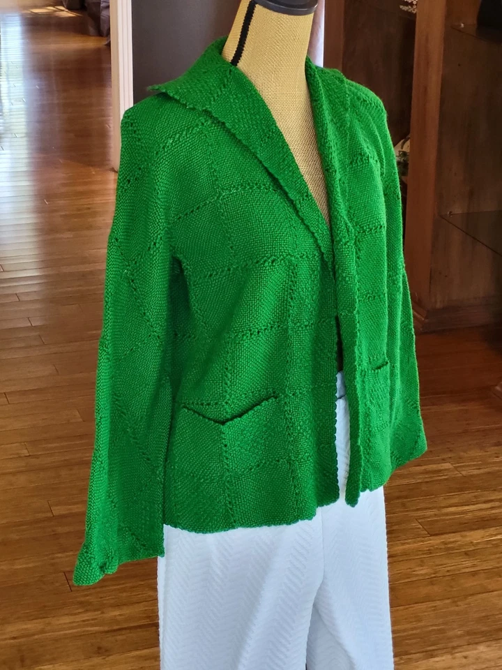 Chaqueta abierta verde tejida a mano años 70 mediana Foto 1 de 4