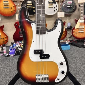Squier Silver Series Precisione Bass Safe Packing! - Foto 1 di 12
