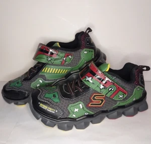 Sneakers MISMATCHED Skechers Star Wars Boba Fett Adept Dysen L 2 R 3 Giovani RARE - Foto 1 di 15