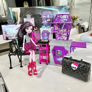 Monster High Draculaura Skulltimate Art Class Usato! Quasi completo con extra - Foto 1 di 8