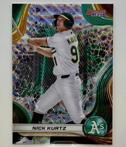 2024 Bowman's Best - Top Prospects Nick Kurtz #TP-14 rifrattore ad onde (RC) - Foto 1 di 2