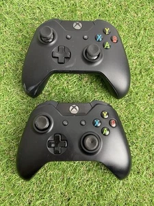 Official Microsoft Xbox One Controller in Black X 2 (C183) - Picture 1 of 9