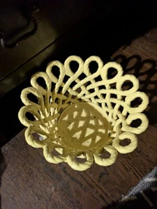 Ceramic Pottery Open Weave Lattice Basket Bread Fruit yellow . - Picture 1 of 2