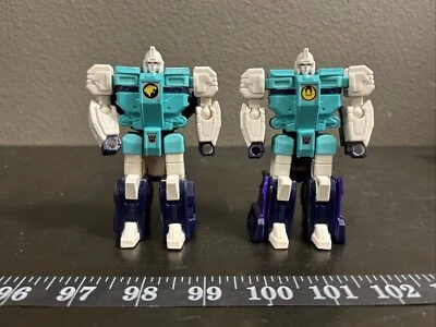 Transformers Earthrise Clone Pounce Wingspan Legends - Image 1 of 4