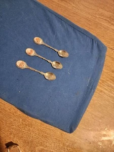 Collection (3) 1ST EDITION MILLI RICH FLORAL ENGRAVED TEA SPOONS - Picture 1 of 2