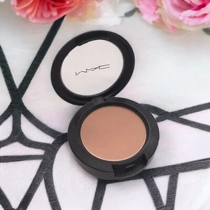 M•A•C Sculpting Powder Pro Palette Blush Compact “LIGHTSWEEP” 0.21 Oz. NWOB Rare - Picture 1 of 11