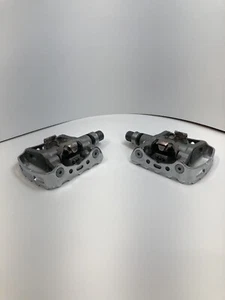 Shimano PD-M324 SPD Pedal Set Clipless/Platform Bike Pedals - Picture 1 of 3
