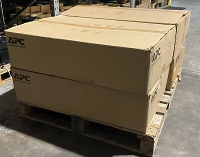 NEW - tatty box - APC SMT3000RMI2U Smart-Ups 3000Va Lcd Rm 2U 230V - Image 1 of 4