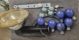 VINTAGE KODAK STANDARD FLASH HOLDER WITH BULBS & BULB ADAPTER - Picture 1 of 13
