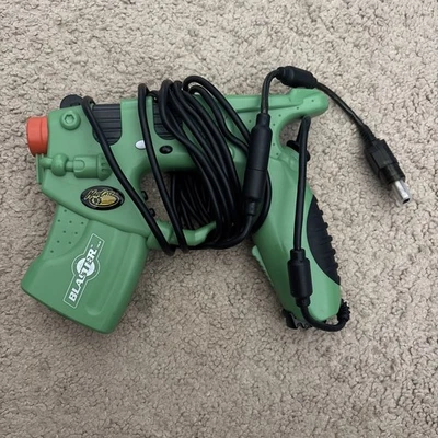 Green Light Blaster Gun (Madcatz, 2002) Original Microsoft XBOX Model# 4588 - Image 1 of 3